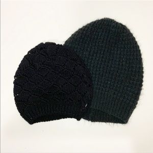 Set of 2 Women’s Black Knit Beanies